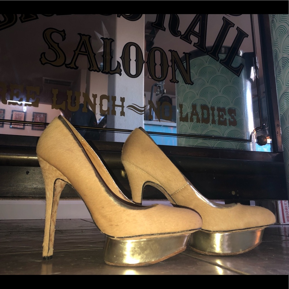 L.A.M.B. Pumps